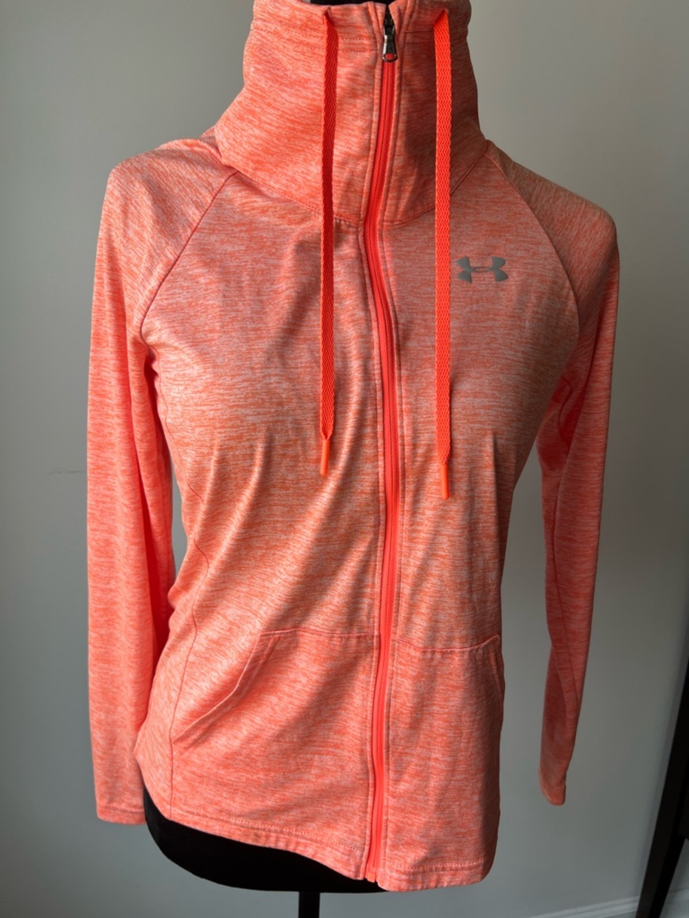 Under Armour Orange Full-zip HEATGEAR jacket - XS - Picture 3 of 12